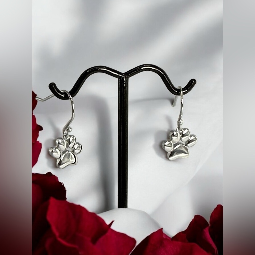 Paw Print Dangle Earrings 925 Sterling Silver Dog Lovers Love These Delicate NWT
